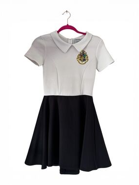 Wizarding World of Harry Potter at Universal Studios | Hogwart’s Uniform Dress